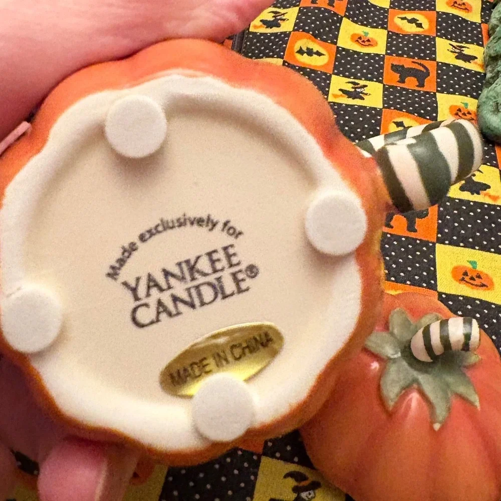 Retired‎ Yankee Candle Pumpkin Pie Ceramic Candle Holder Jar Striped Halloween